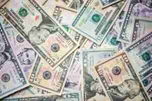 Payday Loans vs Loan Sharks